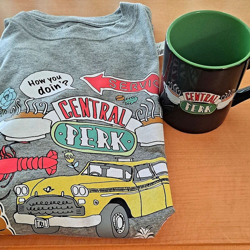 Set New Friends Long Sleeve T Shirt and Mug